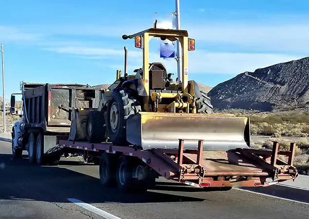 Why Choose Kauai Heavy Hauling Over Other Heavy Equipment Shipping Companies?